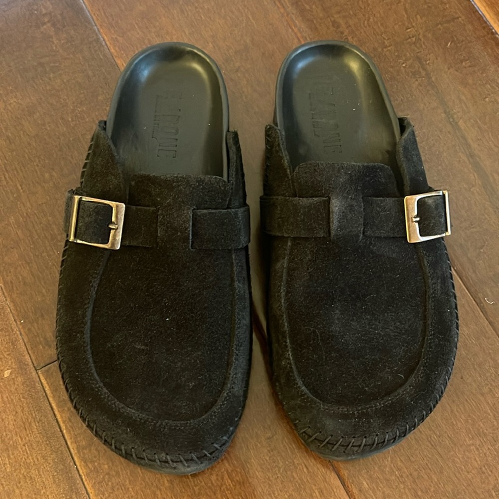 Re/done black suede clogs size 37